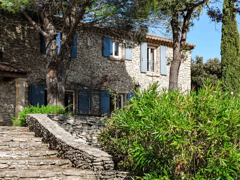 Villa for Sale in Uzes, Uzes Area 2