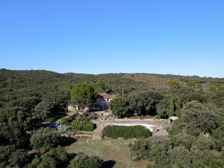 Villa for Sale in Uzes, Uzes Area 4