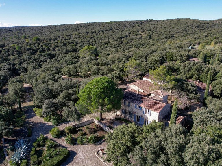 Villa for Sale in Uzes, Uzes Area 8