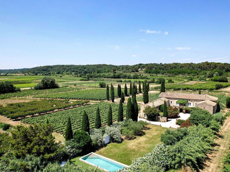 Villa for Sale in Uzes, Uzes Area 9