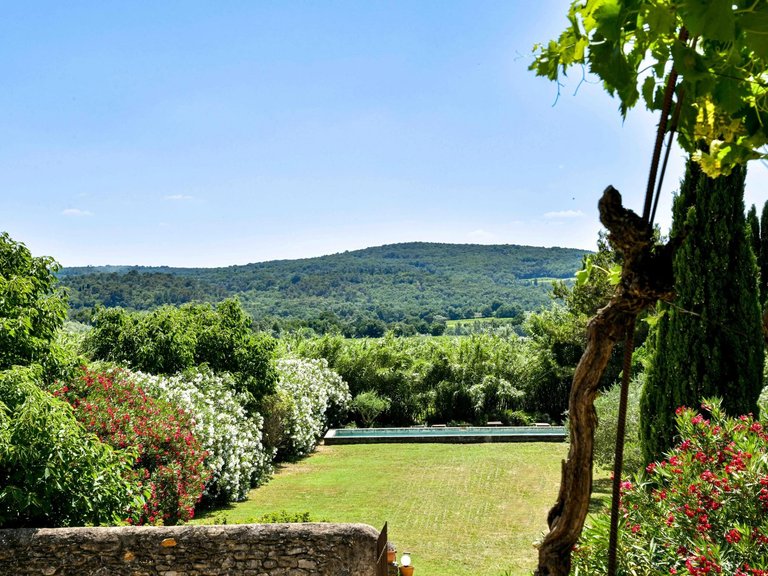 Villa for Sale in Uzes, Uzes Area 15