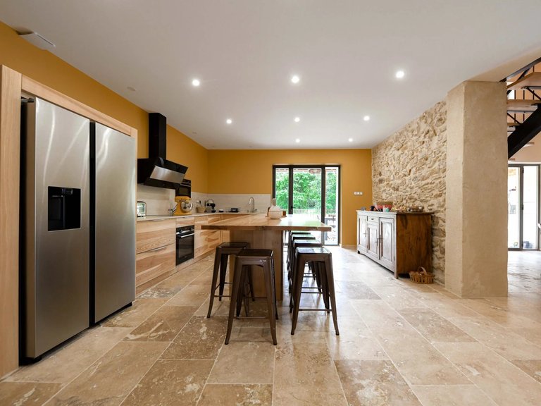 Villa for Sale in Uzes, Uzes Area 7