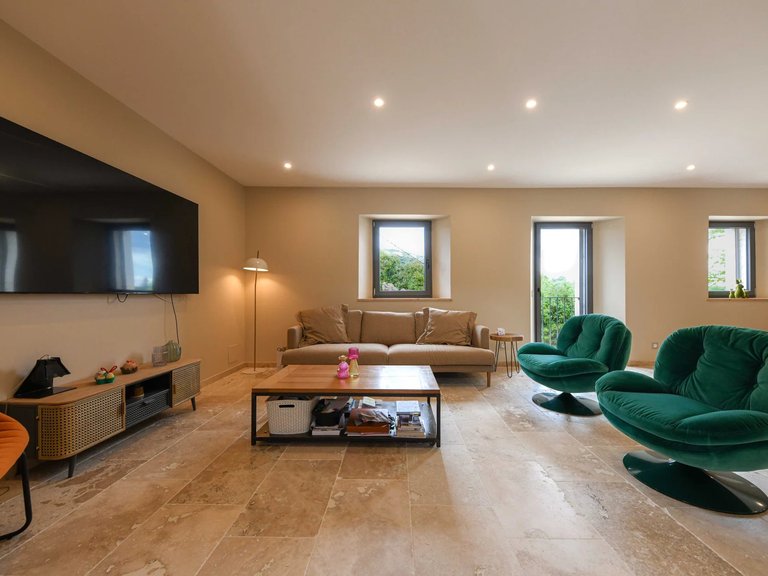 Villa for Sale in Uzes, Uzes Area 19