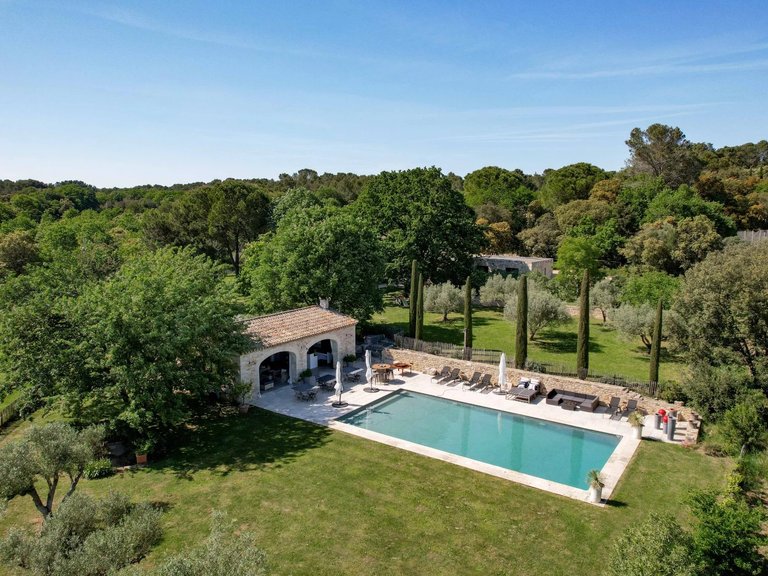 Villa for Sale in Uzes, Uzes Area 1