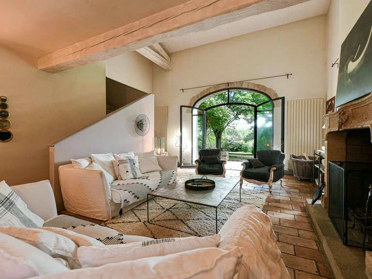 Villa for Sale in Uzes, Uzes Area 2