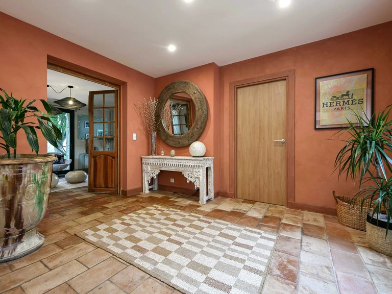 Villa for Sale in Uzes, Uzes Area 12