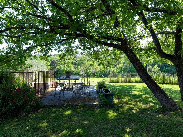 Villa for Sale in Uzes, Uzes Area 14