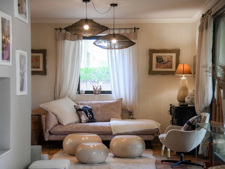 Villa for Sale in Uzes, Uzes Area 15