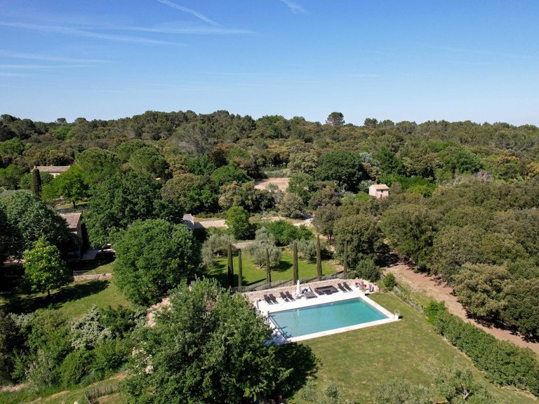 Villa for Sale in Uzes, Uzes Area 16
