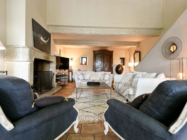 Villa for Sale in Uzes, Uzes Area 5