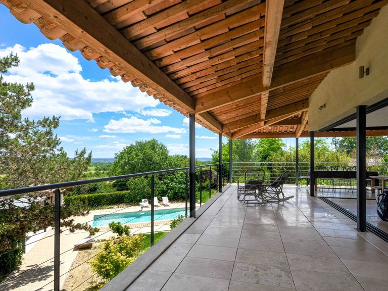 Villa for Sale in Uzes, Uzes Area 2