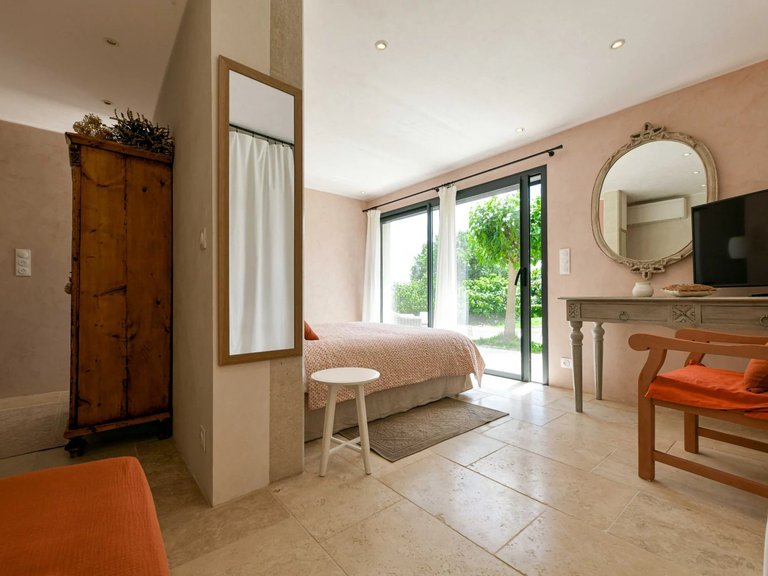 Villa for Sale in Uzes, Uzes Area 12