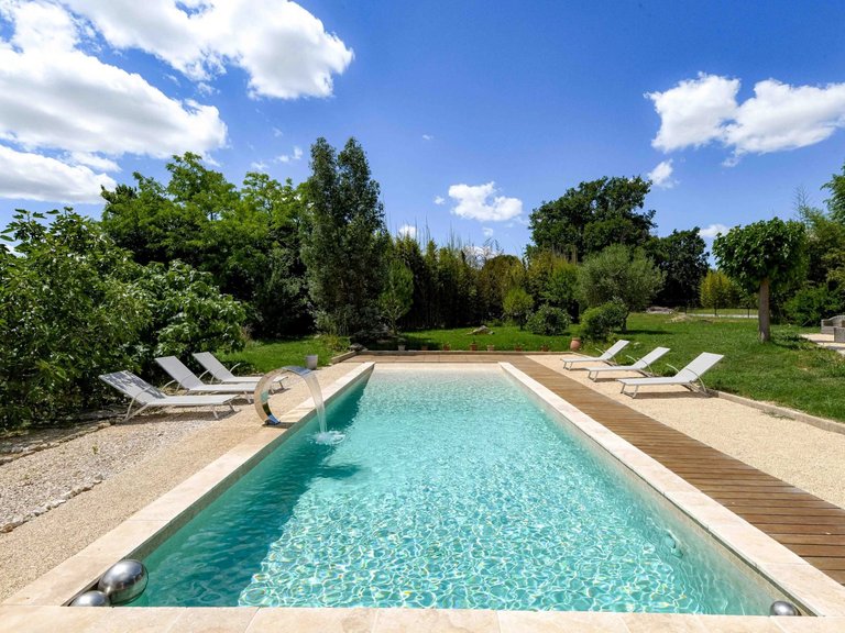 Villa for Sale in Uzes, Uzes Area 6