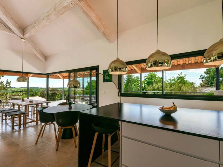 Villa for Sale in Uzes, Uzes Area 7