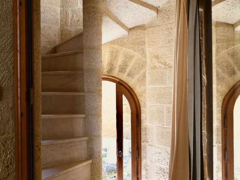 Villa for Sale in Uzes, Uzes Area 11