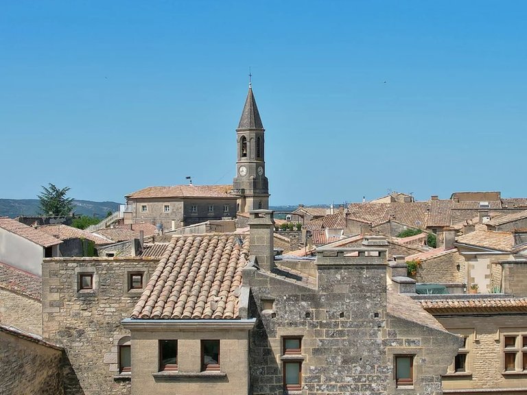 Villa for Sale in Uzes, Uzes Area 13