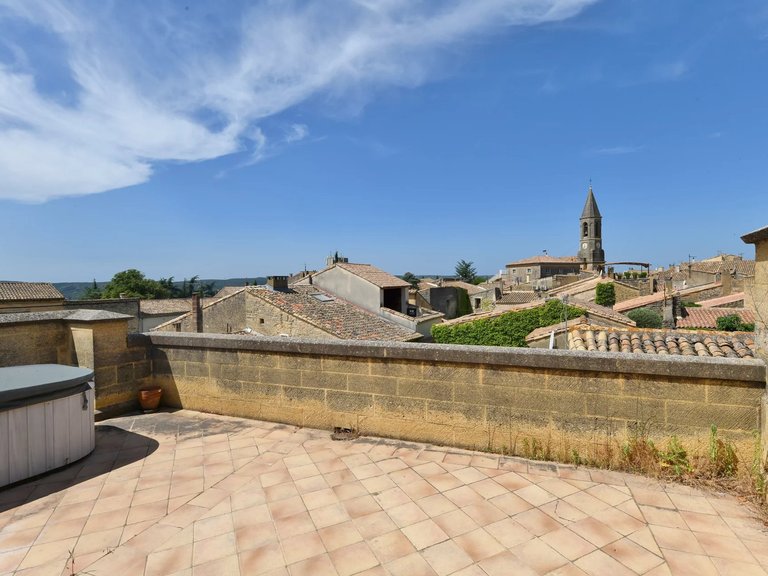 Villa for Sale in Uzes, Uzes Area 15