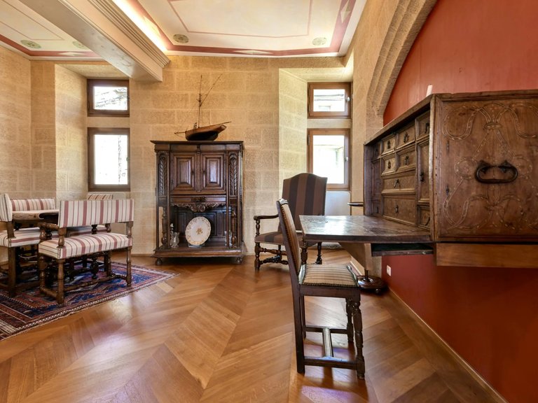 Villa for Sale in Uzes, Uzes Area 16