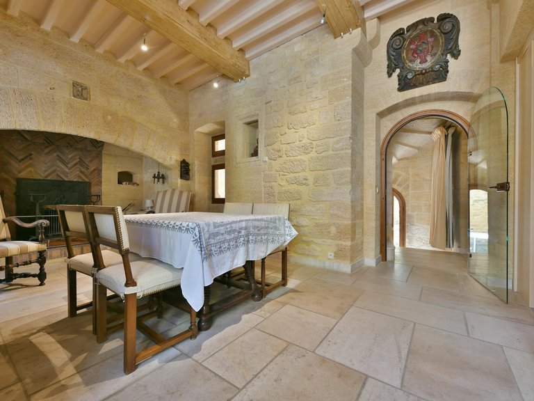 Villa for Sale in Uzes, Uzes Area 19