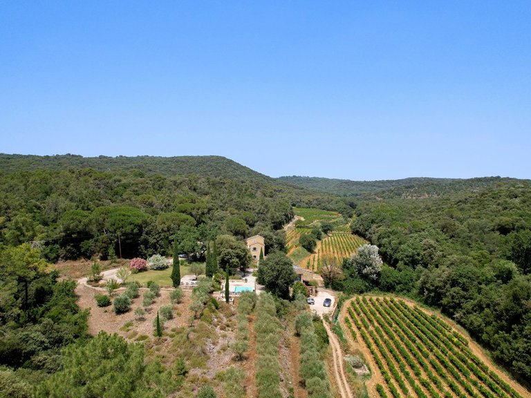 Villa for Sale in Uzes, Uzes Area 1