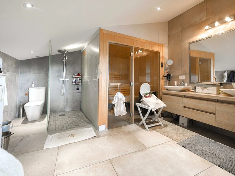 Villa for Sale in Uzes, Uzes Area 15