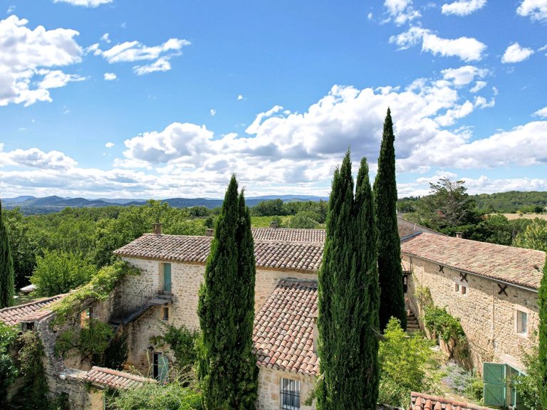 Villa for Sale in Uzes, Uzes Area 7