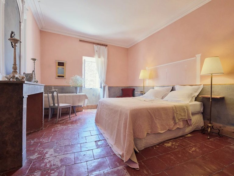 Villa for Sale in Uzes, Uzes Area 13