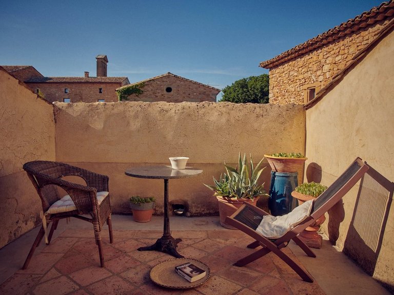 Villa for Sale in Uzes, Uzes Area 2