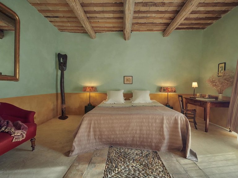 Villa for Sale in Uzes, Uzes Area 8
