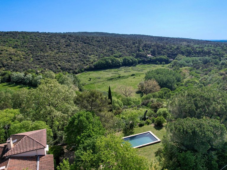 Villa for Sale in Uzes, Uzes Area 7