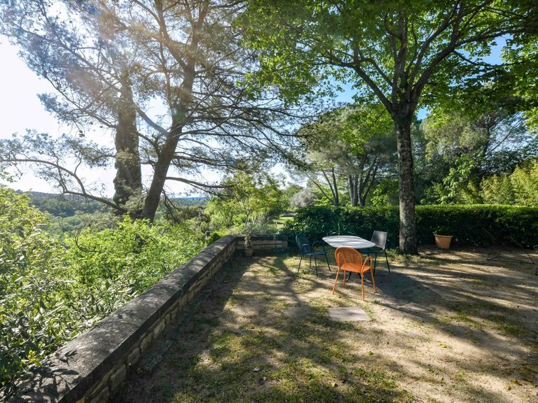 Villa for Sale in Uzes, Uzes Area 9
