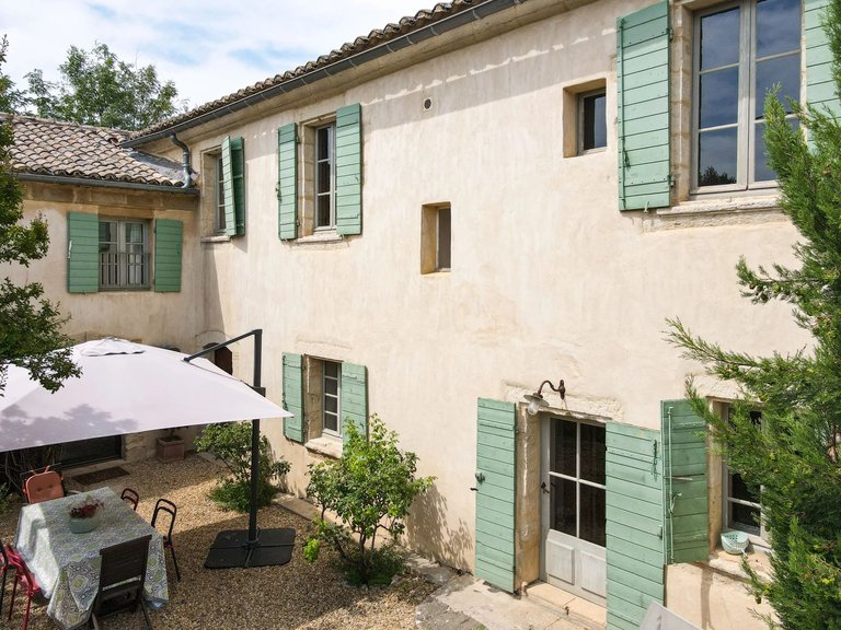 Villa for Sale in Uzes, Uzes Area 11