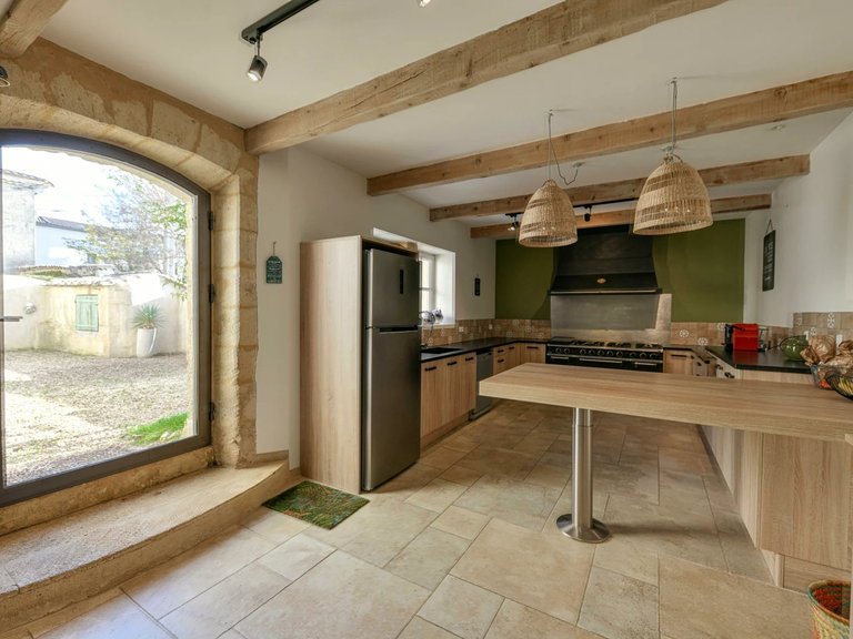 Villa for Sale in Uzes, Uzes Area 4
