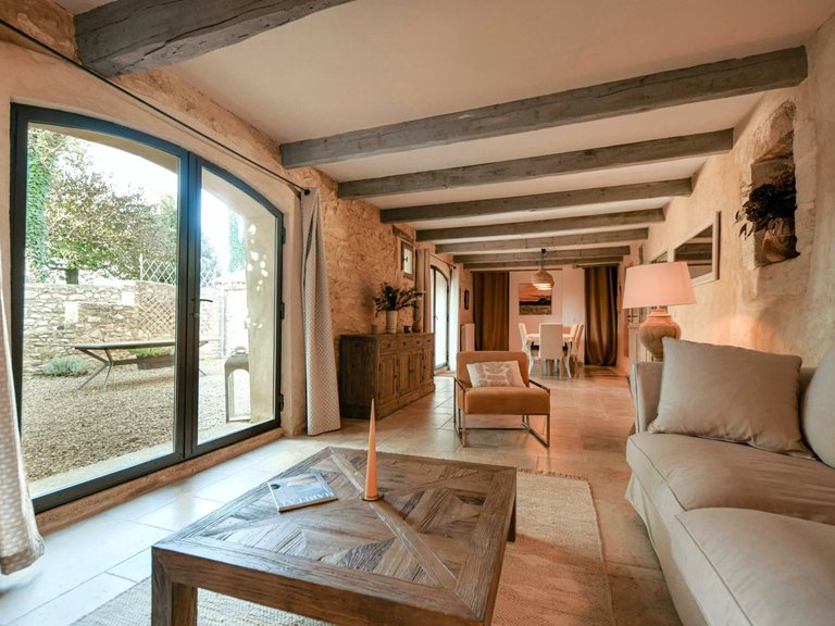 Villa for Sale in Uzes, Uzes Area 6