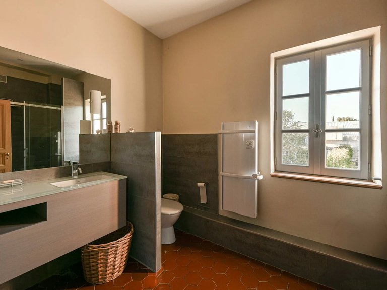 Villa for Sale in Uzes, Uzes Area 14