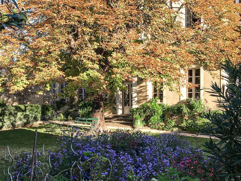 Villa for Sale in Uzes, Uzes Area 15