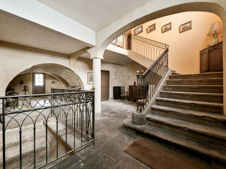 Villa for Sale in Uzes, Uzes Area 3