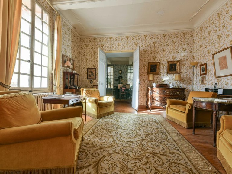 Villa for Sale in Uzes, Uzes Area 7