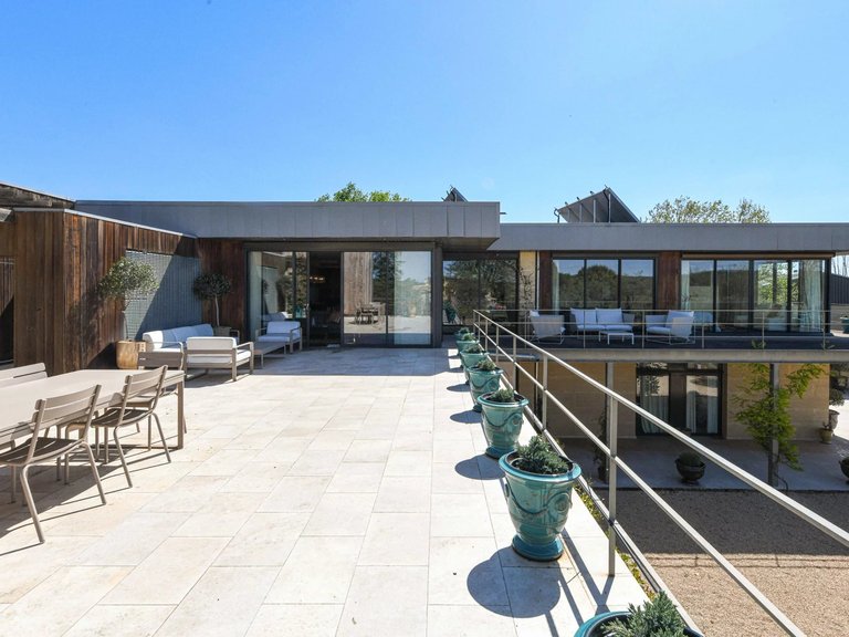 Villa for Sale in Uzes, Uzes Area 20