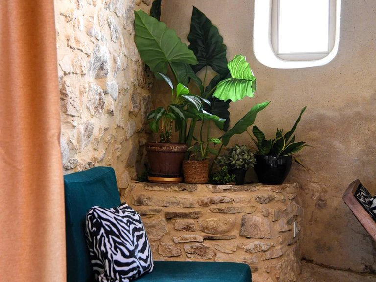 Villa for Sale in Uzes, Uzes Area 12