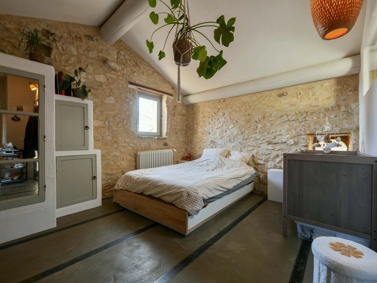 Villa for Sale in Uzes, Uzes Area 13