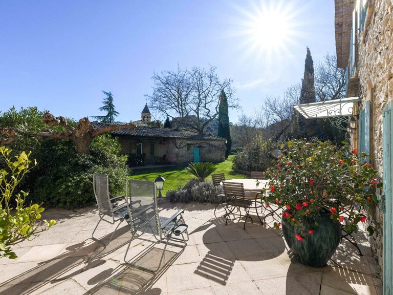 Villa for Sale in Uzes, Uzes Area 15