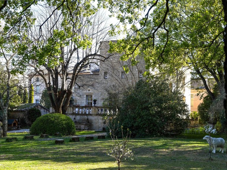 Villa for Sale in Uzes, Uzes Area 2
