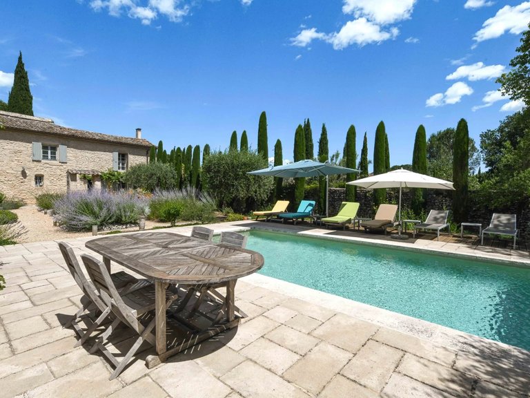Villa for Sale in Uzes, Uzes Area 16