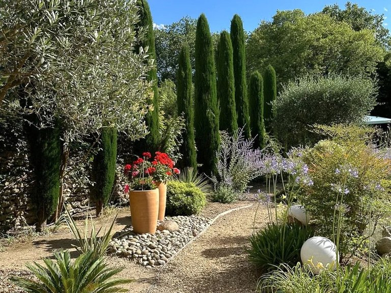 Villa for Sale in Uzes, Uzes Area 9