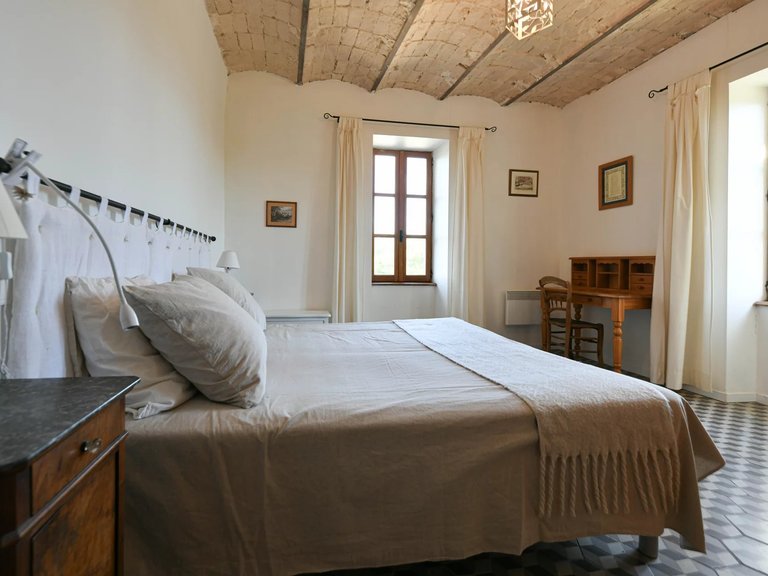 Villa for Sale in Uzes, Uzes Area 17