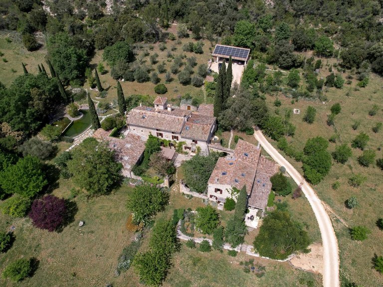 Castle/estate for Sale in Uzes, Uzes Area 12