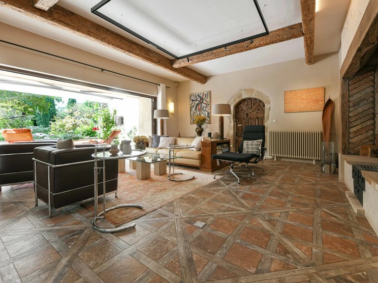 Castle/estate for Sale in Uzes, Uzes Area 5