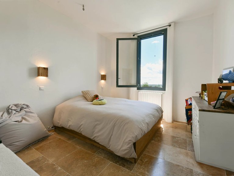 Villa for Sale in Uzes, Uzes Area 11