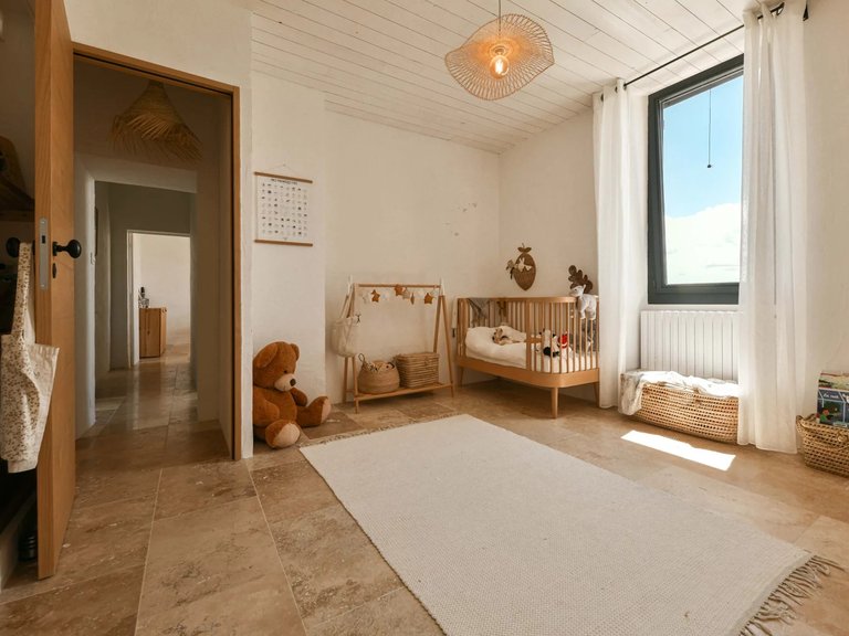Villa for Sale in Uzes, Uzes Area 13